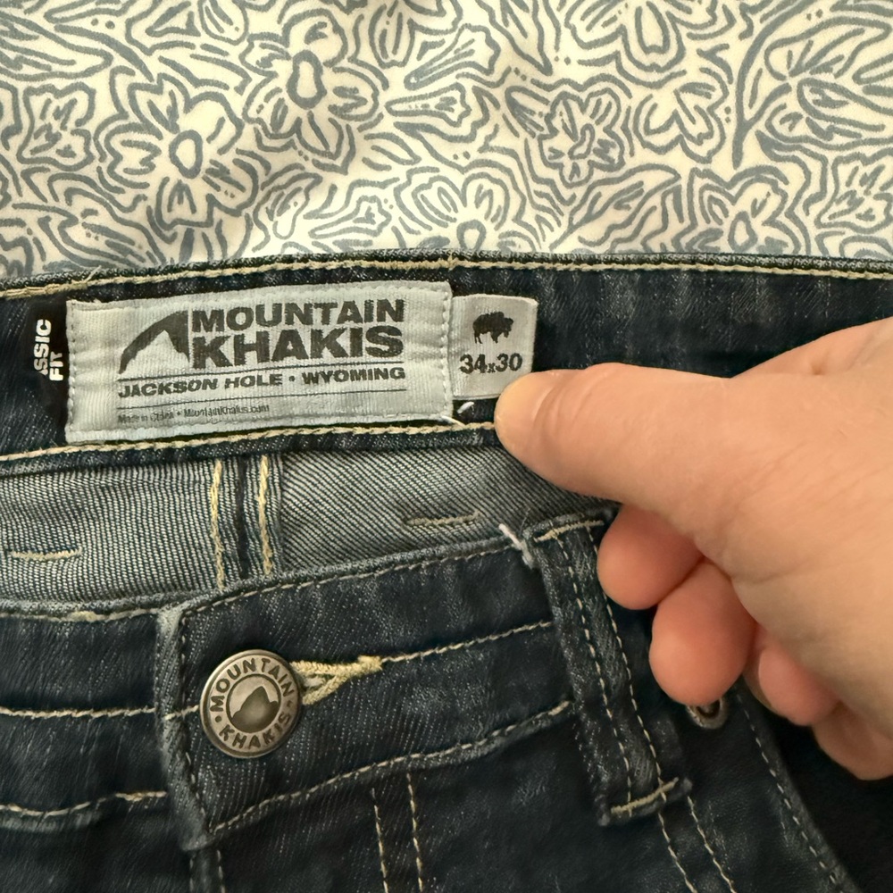 Mountain Khakis Classic Fit Jeans
